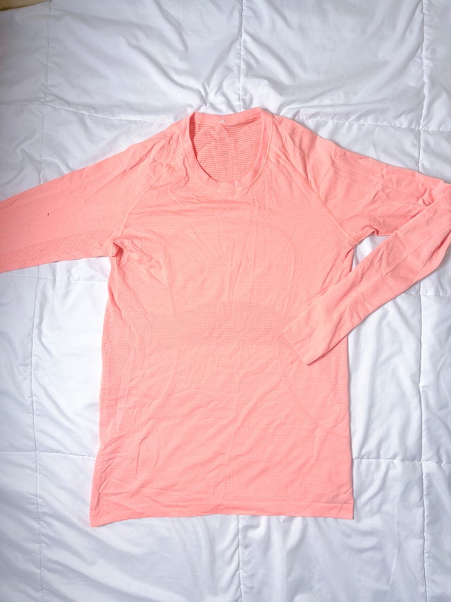 Lululemon Strawberry Milkshake & Pink Lychee Bundle  Clothes design, Long  sleeve shirts, Fashion design